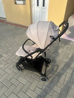 Cestovný kočík Hauck Travel N Care 2025