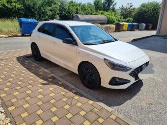 Hyundai i30 1.5 tgdi, 1. Majiteľ