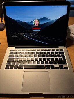 MacBook Pro 13 2015 250gb nová batéria