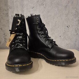 Dr. Martens Serena black EU39