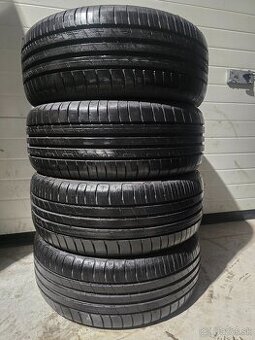 Zánovné Letné Pneu GoodYear Efficient Grip 215/55 R17