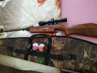 Vzduchovka Slavia 634 s optikou