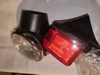 predám predné svetlo babetta USA + zadné svetlo USA