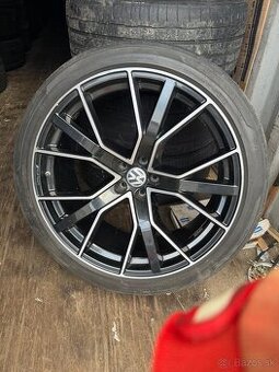 R22 original AudiSport / VW Touareg