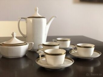 Starozitny mokka porcelan