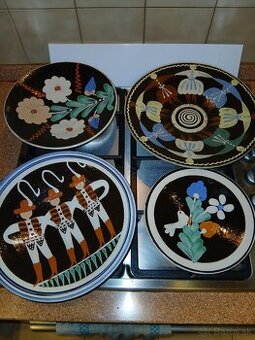 Zháňam do vitríny keramiku Pozdišovce