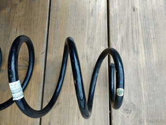 Predám prednú pružinu podvozku Opel