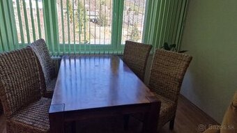 Stôl a stoličky Jedálenské