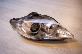 Predne original svetlo xenon Seat Exeo