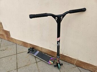 Freestyle kolobežka Blunt Complete Prodigy S8 Oilslick