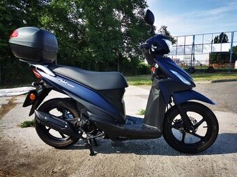 SUZUKI Adress r.v.2020 - 5.250km - 1.850 €