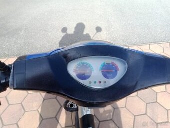 Retro elektrobicykel