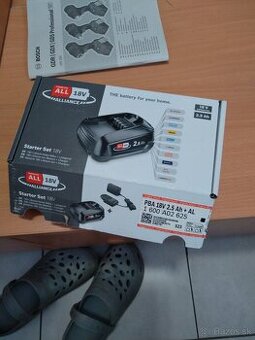 Bosch 18v/2,5ah akumulator +nabijacka (hobby)