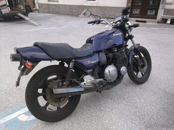 Predam kawasaki gpz 1100 rok 1982 vstrek