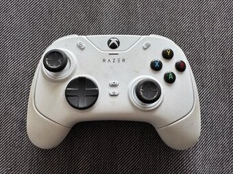 Razer Wolverine Chroma V2 - Xbox Controller