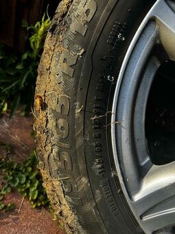 Predám zimné gumy s elektrónmi