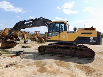 Pásové rýpadlo VOLVO EC250DL