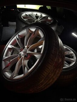 5x112 8j et29 Audi 245/40 r18 dot 2024