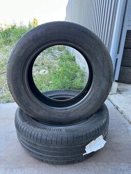 235/60 R18