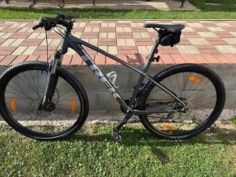 TREK Marlin 5 velkost L