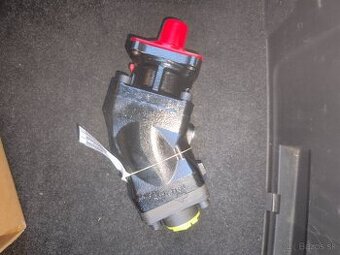 Prodám hydraulické čerpadlo Fox 400 nové - 1