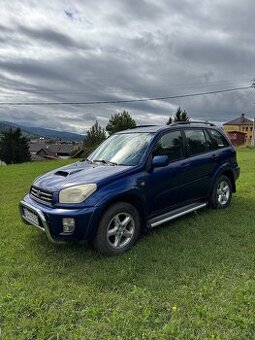 TOYOTA RAV4 4x4