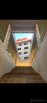 Tesárske a šalovacie prace