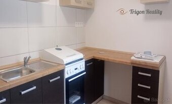 2 izbový novorekonštruovaný byt Komárno Cintorínsky Rad