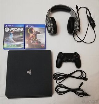 Predám Playstation 4 Slim