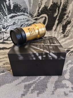 Petzwal 85mm f2, 2 Canon + redukcia Sony-e