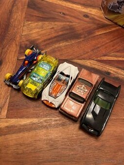 HotWheels Retro Autíčka