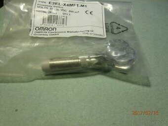 Optický snimač E3FM-R2F1-P1.