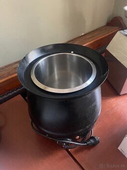 Ohrievač/ elektronický kotlík na polievku alebo guláš