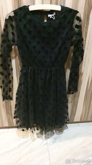 Cierne saty s gulickami