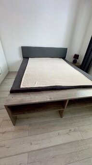 Manželská posteľ 180x200 s lavicou + 2xnoč.stol+2x matrac 90