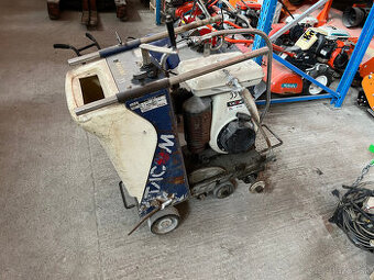 Rezačka asfaltu, betónu