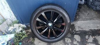 , predám elektróny na BMW 18 palcové so zimnými gumami