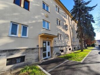 Dvojizbový byt v centre mesta, vlastné kúrenie