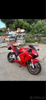 Honda cbr 600rr 2004
