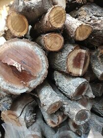 Predam ukladany 1m3  dreva, 3 roky susene