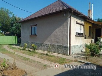 Kravany nad Dunajom - Rodinný dom s garážou