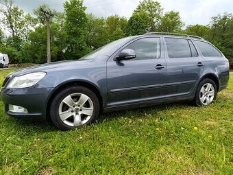 Škoda Octavia kombi 1.4 TSI DSG Facelift, Strešné, Xenony