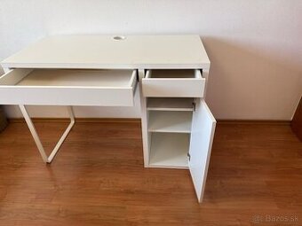Ikeacky stol Micke