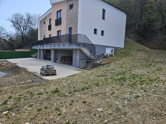HOTOVÝ SKOLAUDOVANÝ RODINNÝ DOM na KĽÚČ, KOŠICE - MYSLAVA