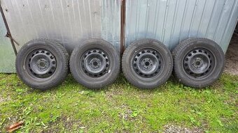 Disky + Zimné Pneu VW SKODA AUDI 6J X16 ET43 / 215/60 R16