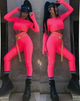 Trendy damsky ruzovy neon komplet s dlhym rukavom NOVY