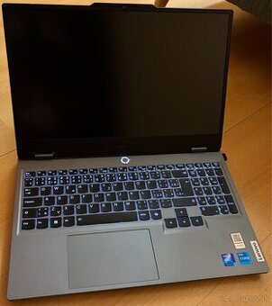 Notebook Lenovo LOQ 15IAX9I