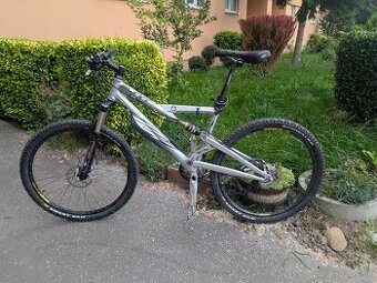 Horský bicykel Sunn