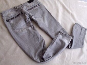 Armani Jeans pánske riflové nohavice L-36