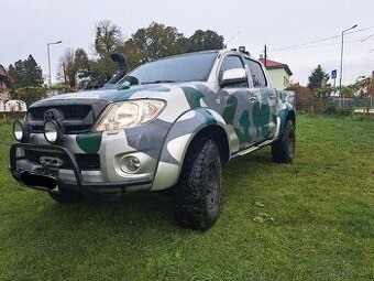Toyota Hilux 3.0 - 1